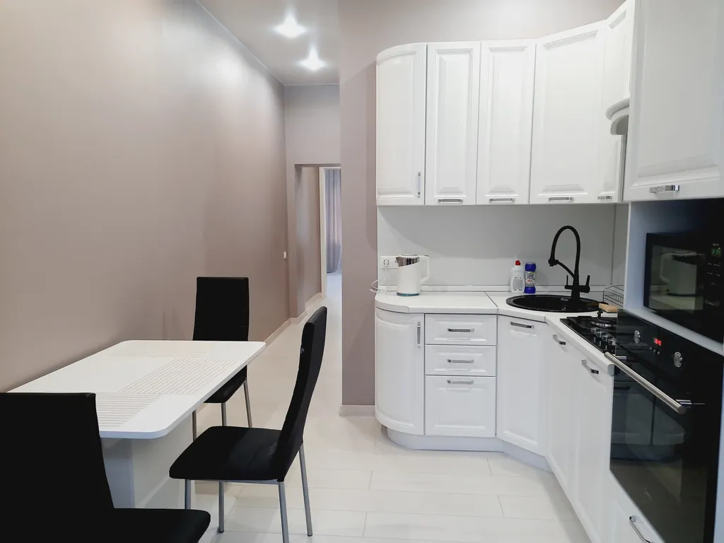 Квартира с дизайнерским ремонтом в центре — аренда посуточно в Воскресенск