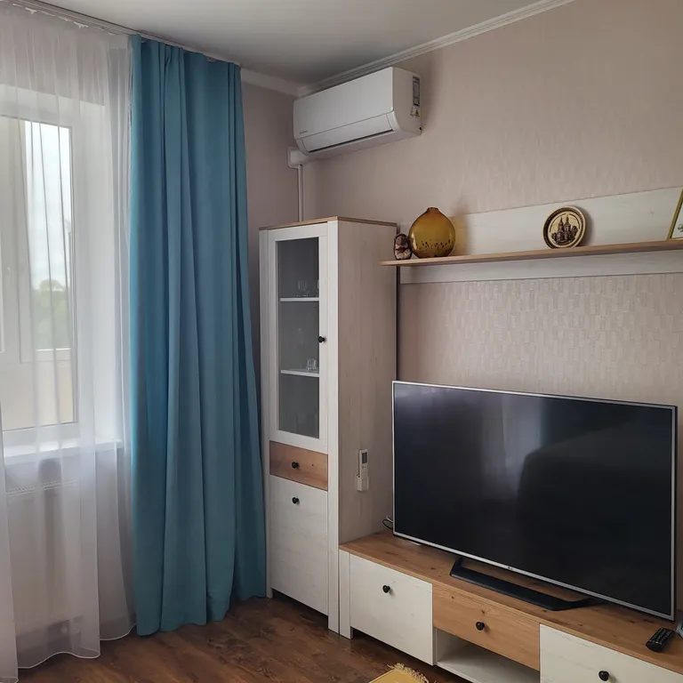 Квартира у озера