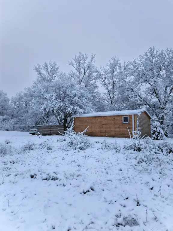 Дом на берегу озера