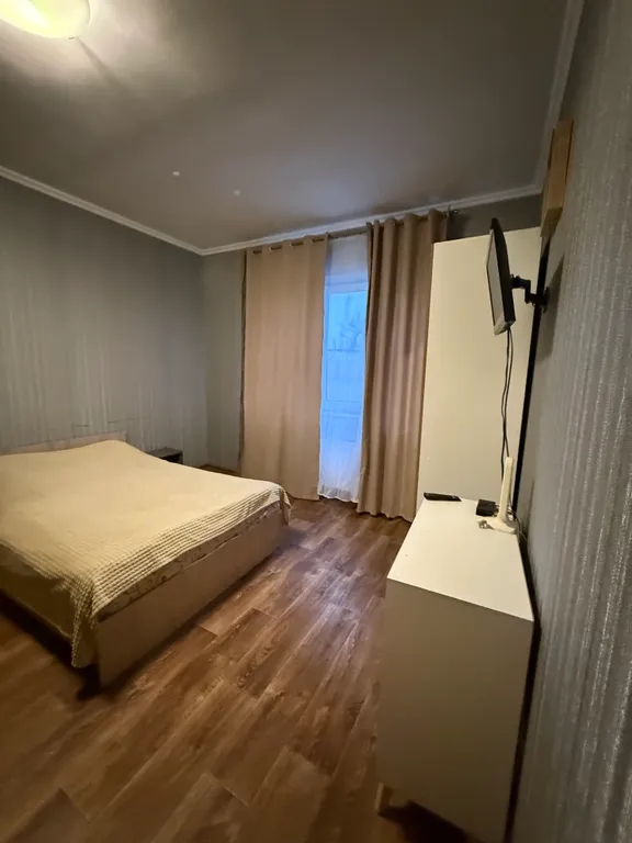 Квартира Большая комната в коттедже — аренда посуточно в Мытищи