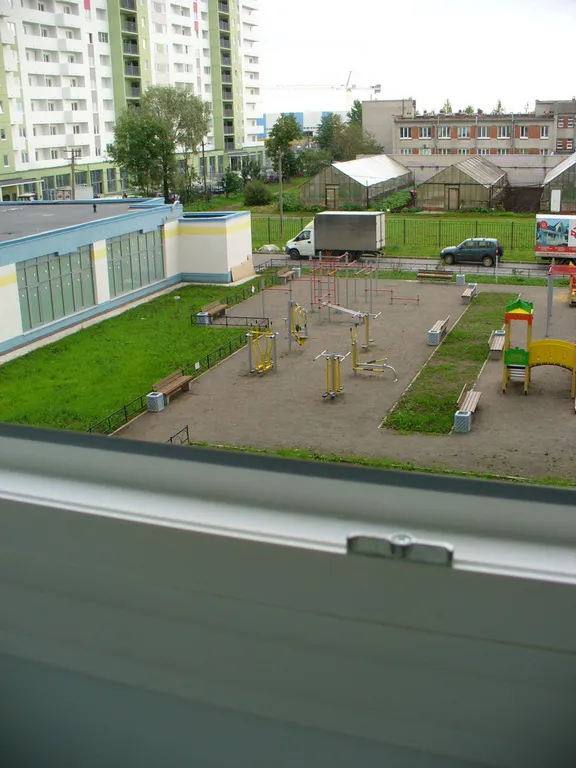 Квартира Квартира Солнечная студия в пасмурном городе — Шушары