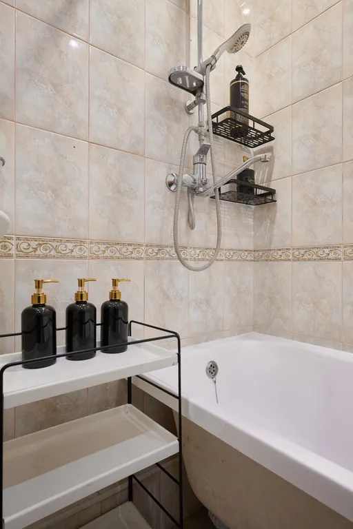 Дизайнерcкая двушка c видoм на стадион Kрaснoдaр