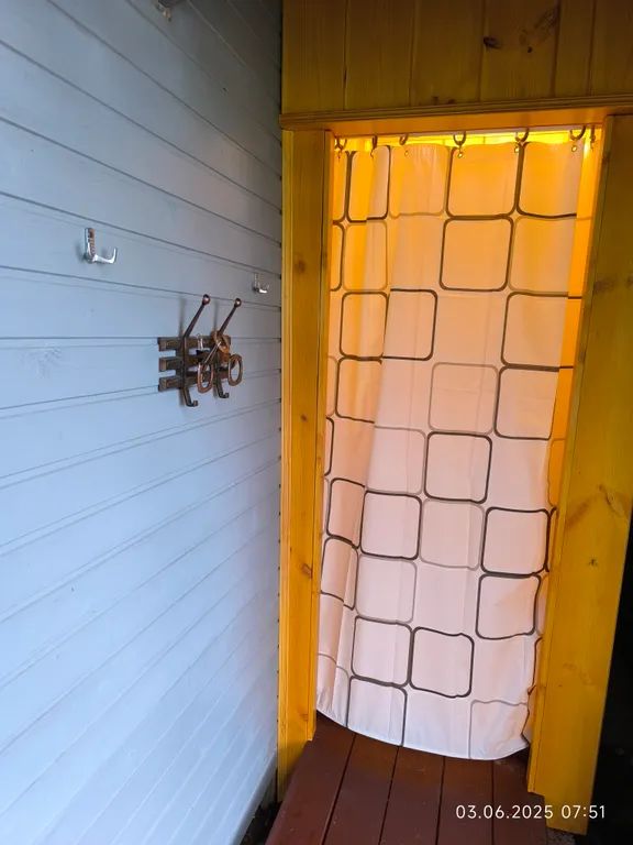 Дом на берегу с видом на Селигер