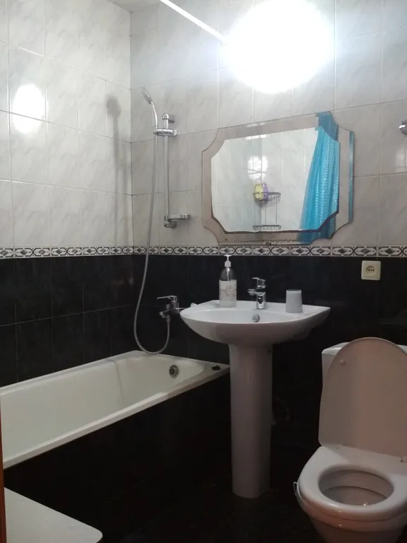 Квартира 2-комнатная квартира у ЖД — Адлер