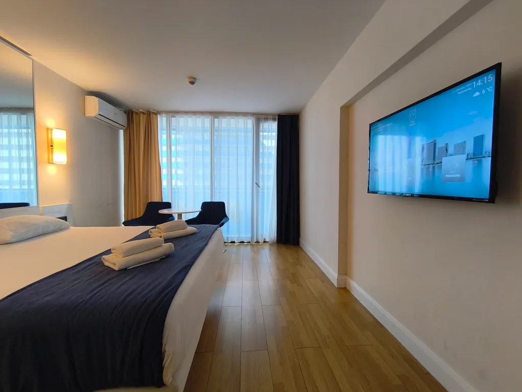 Апартамент-студио орби-сити