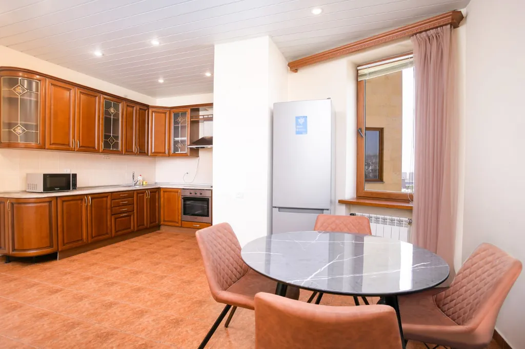 3-комнатная Квартира