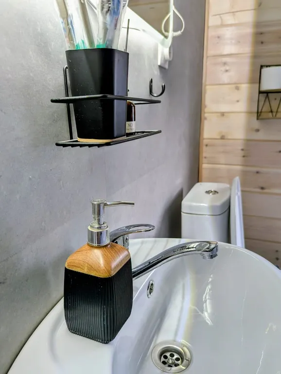 Просторный домик для семейных посиделок, встреч с друзьями Поляна Грин