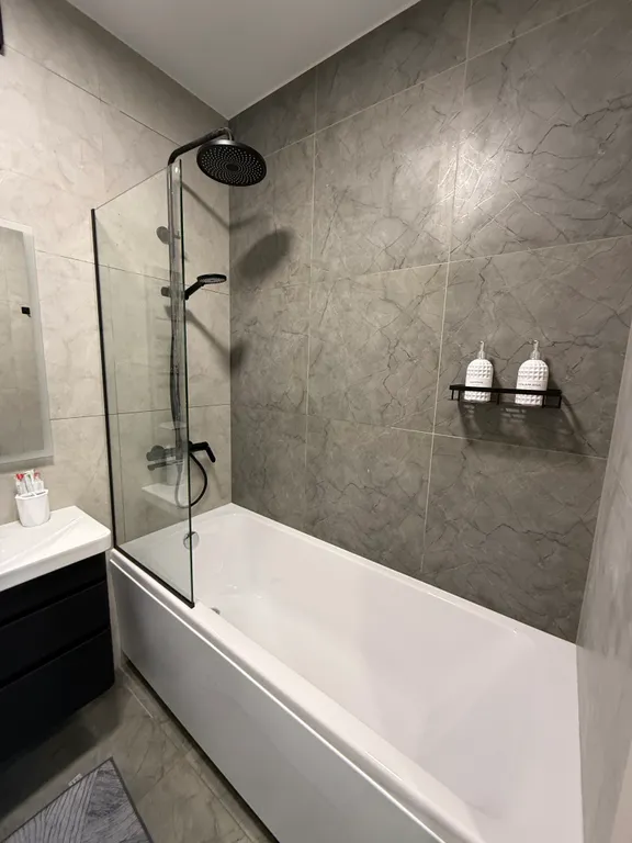 Уютные апартаменты на Каберова-Власьевской