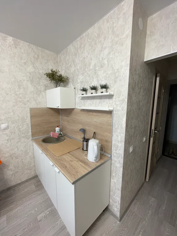 Квартира-студия ЖК Радужный 2, собственник