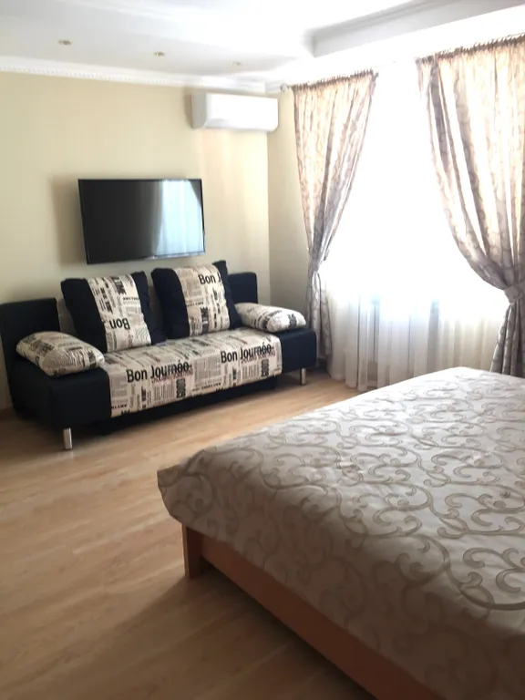 Апартаменты трехкомнатные