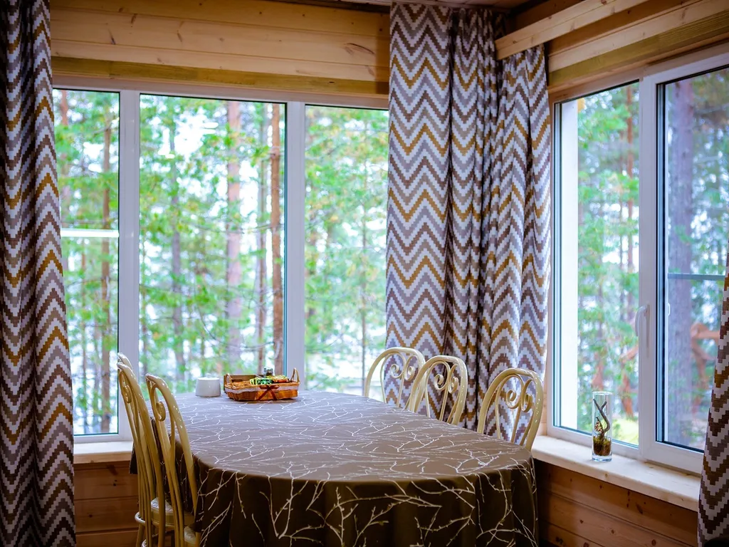 Уютный и просторный коттедж в сосновом бору на берегу озера