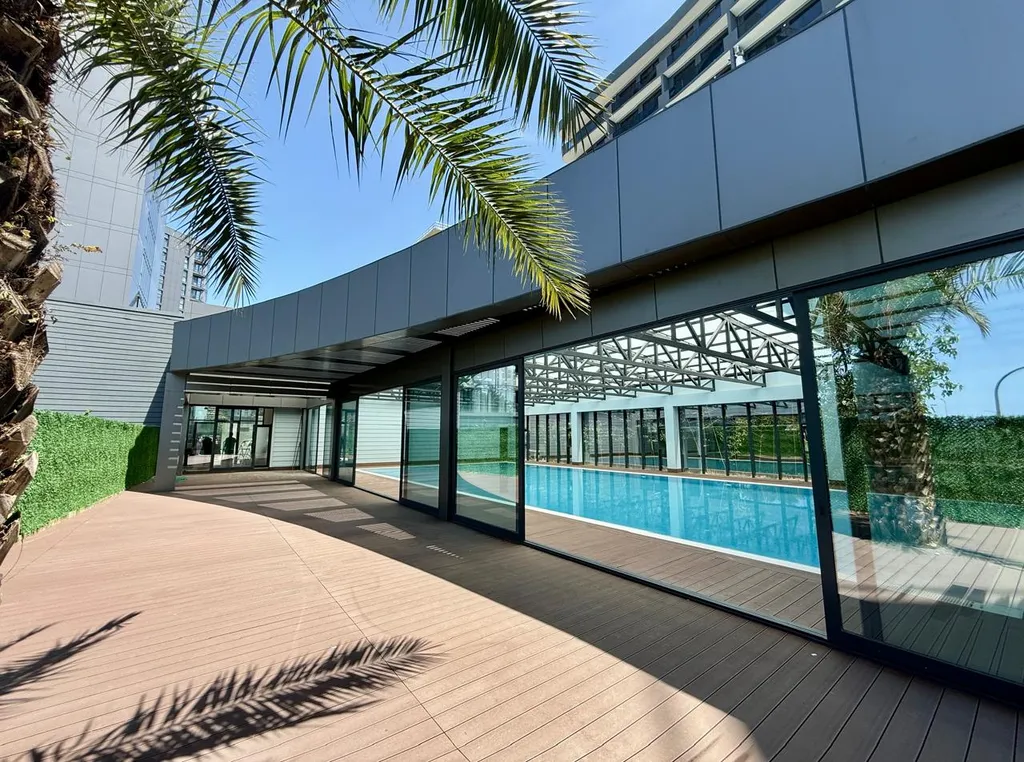 2-комнатный апартамент, шикарный вид на море