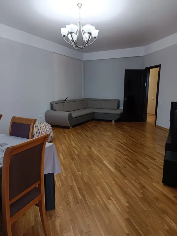 Просторная квартира с видом на море