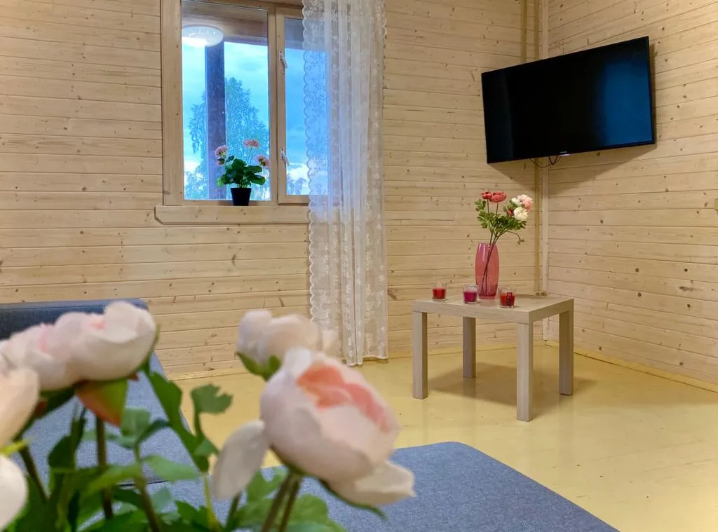 Уютный дом на берегу озера "Прозрачный берег №2"