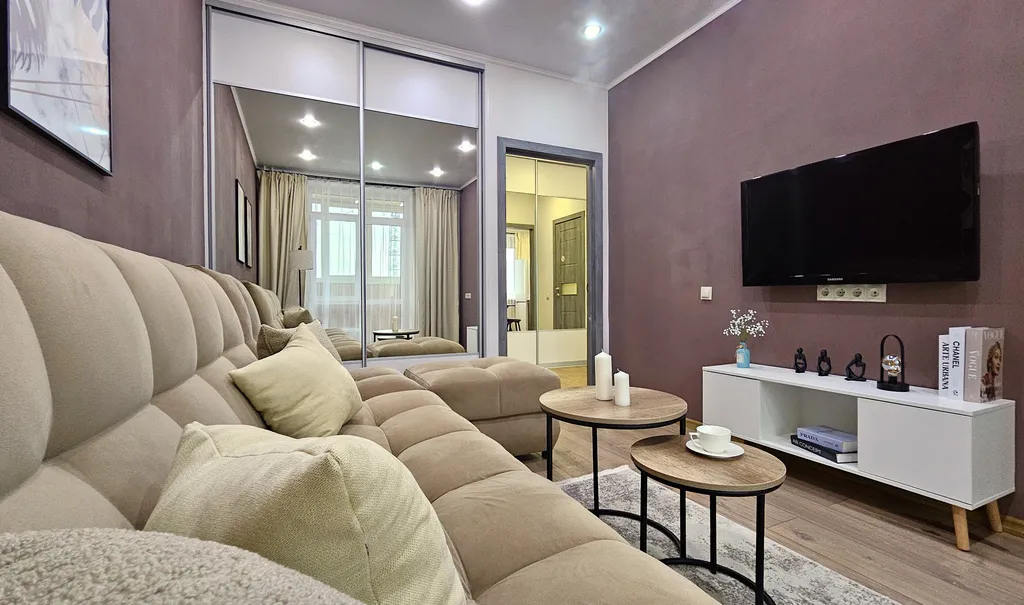 Квартира Апартамент рядом с ТРЦ СитиМолл — Тюмень