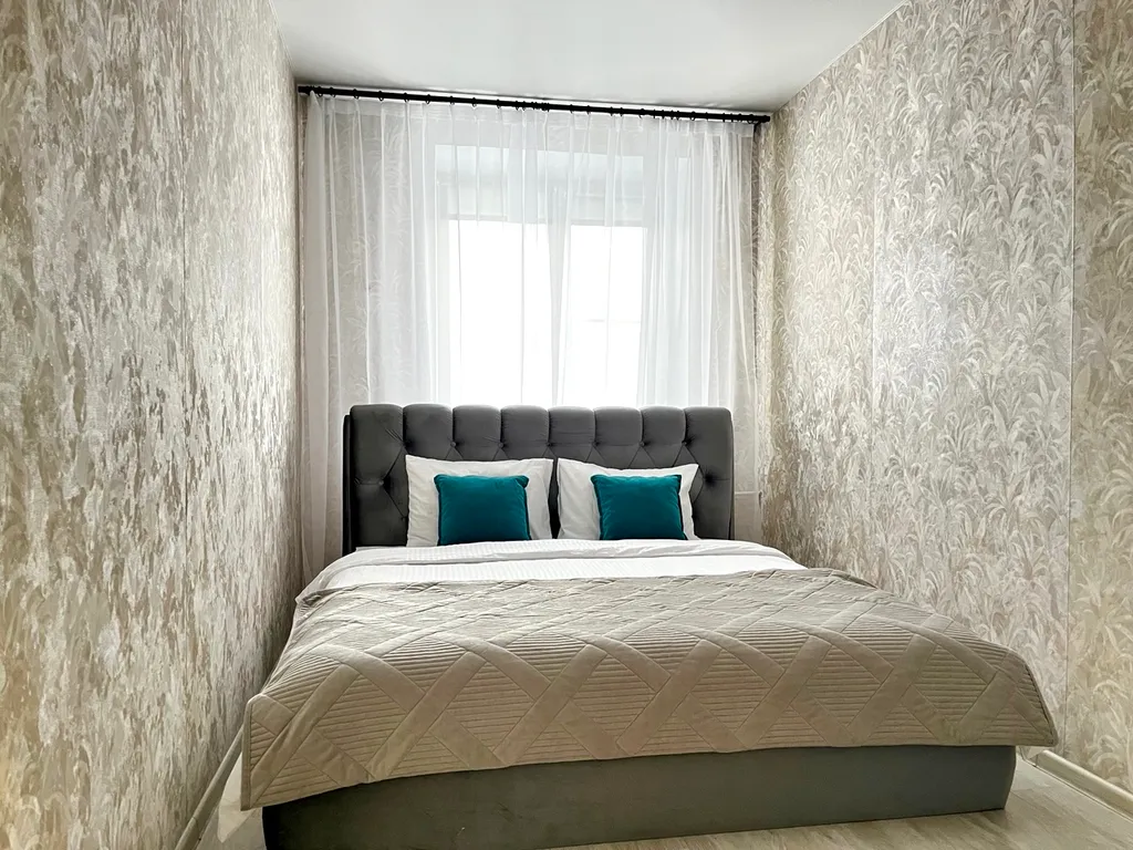 KenigApart Шикарная евротрешка в самом центре города