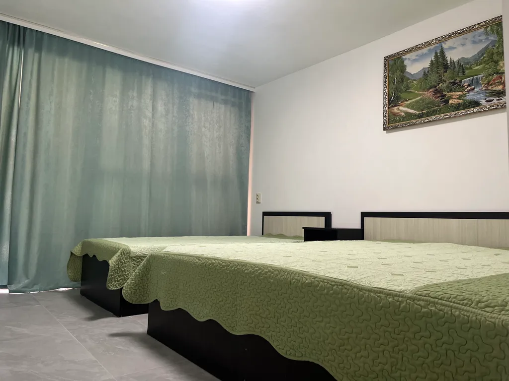 Трехместный улучшенный с ванной комнатой