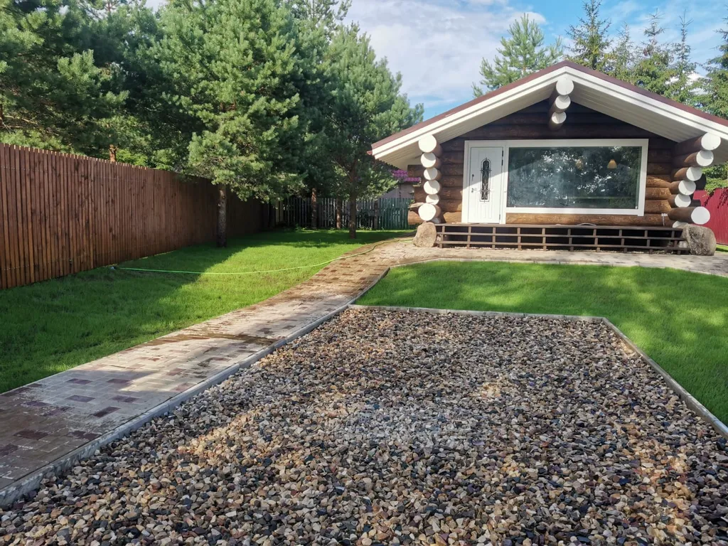 Экошале на берегу Селигера