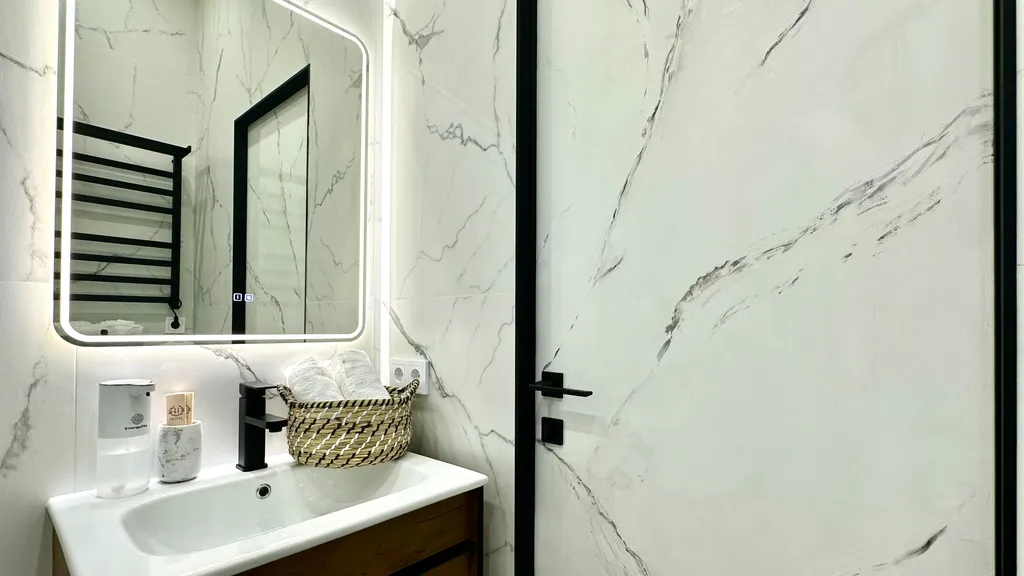 #58 Стильные апартаменты с видом на горы