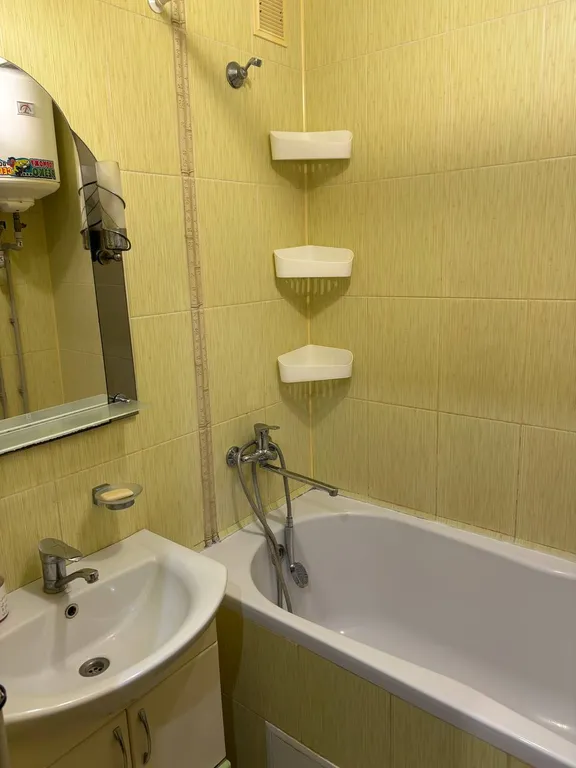 Квартира 2-комнатная Квартира — Евпатория