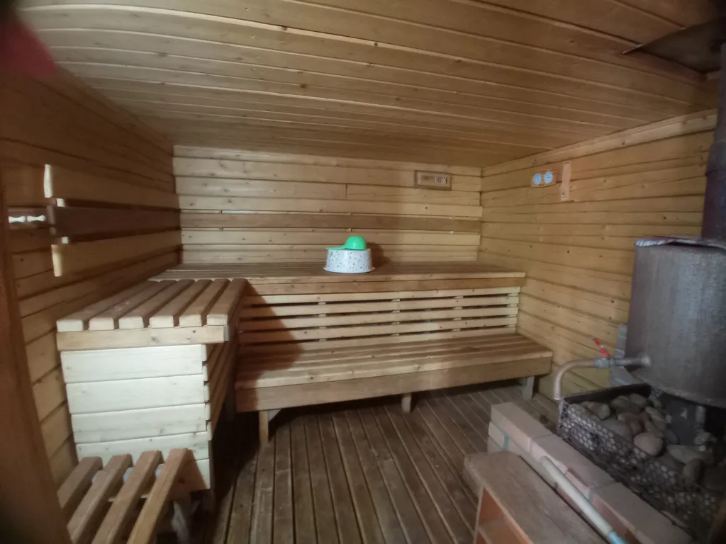 Дом в сосновом бору