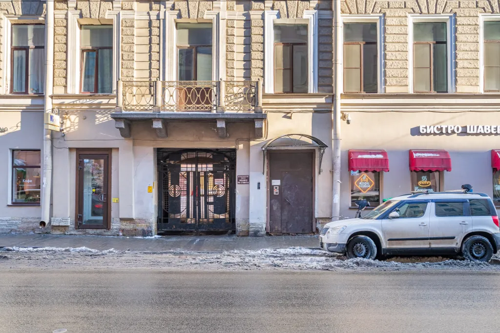 Уютная двухуровневая студия на Фонтанке