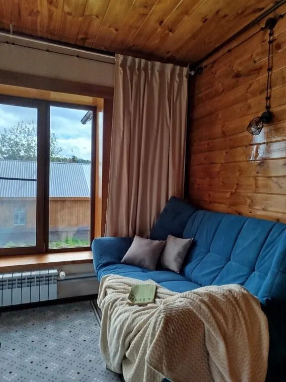 Гостевой дом у озера и скалы Кит