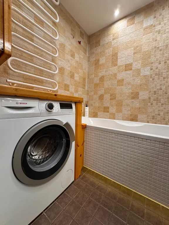 Уютная квартира рядом с городским парком для ценителей комфорта