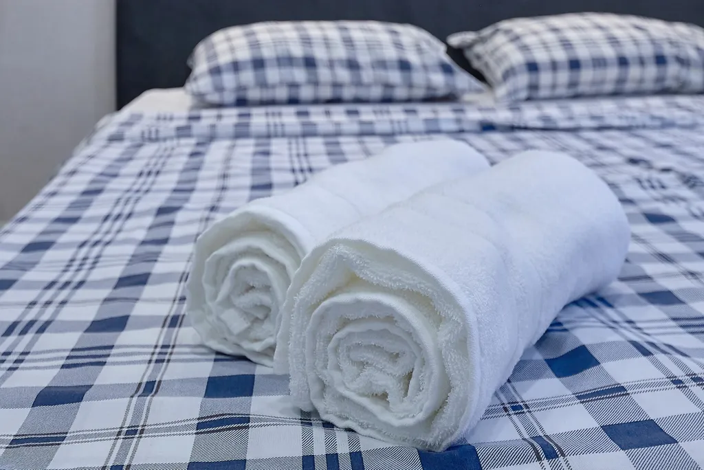 Студия в центре возле "Лампочки"(гастрохолл).  ТЦ "Лето"