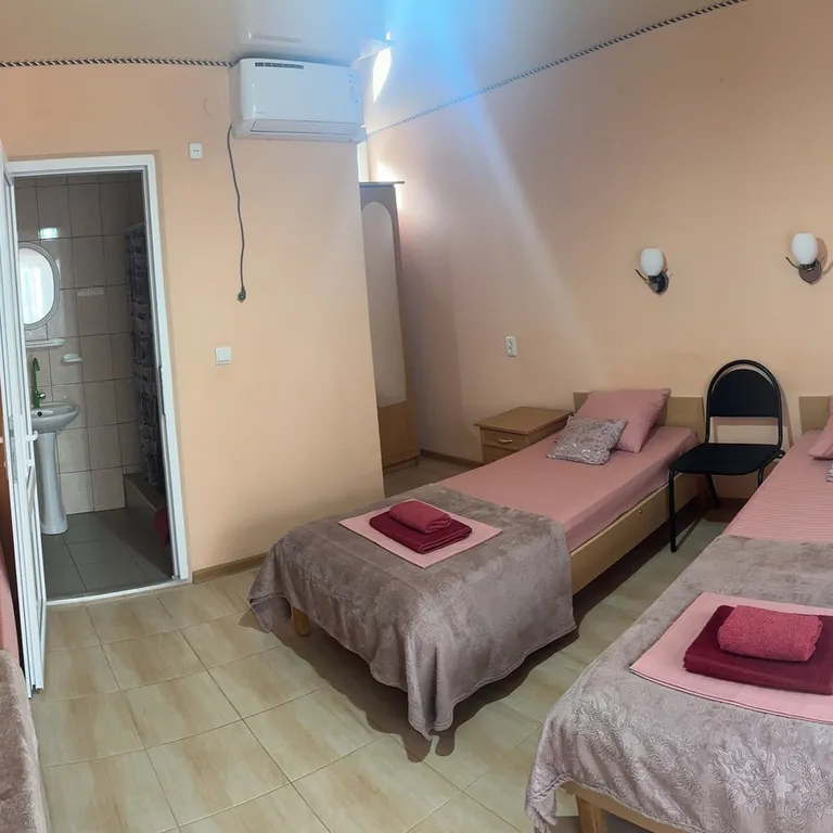 Квартира Комната — аренда посуточно в Береговое (Феодосия)