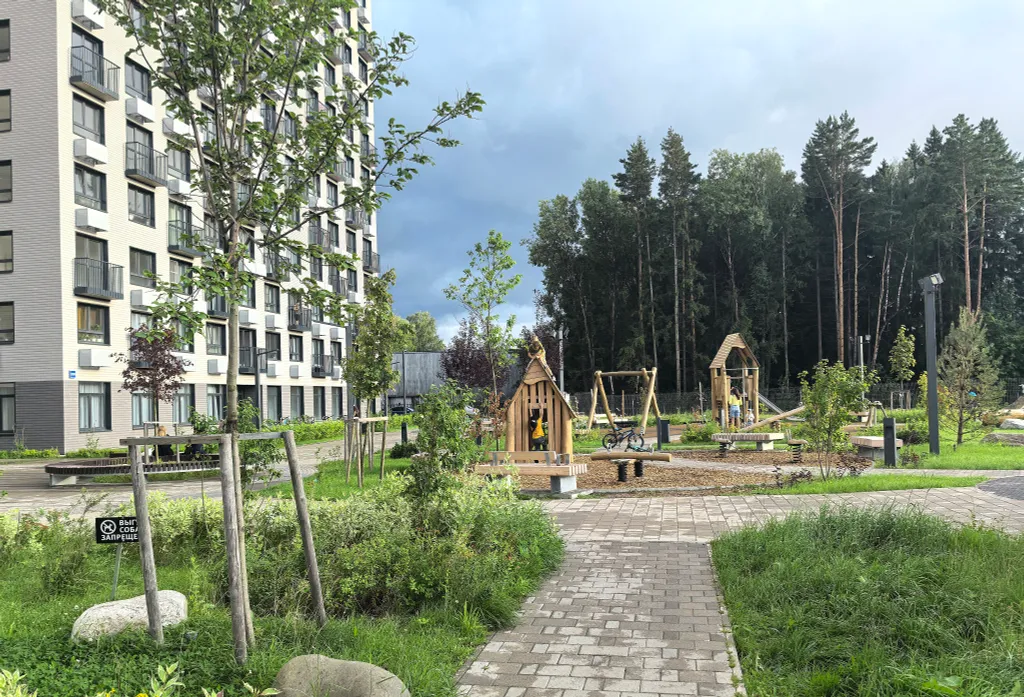 Современная трехкомнатная квартира Росатом, Цыба