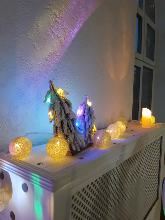 Уютная студия с высокими потолками