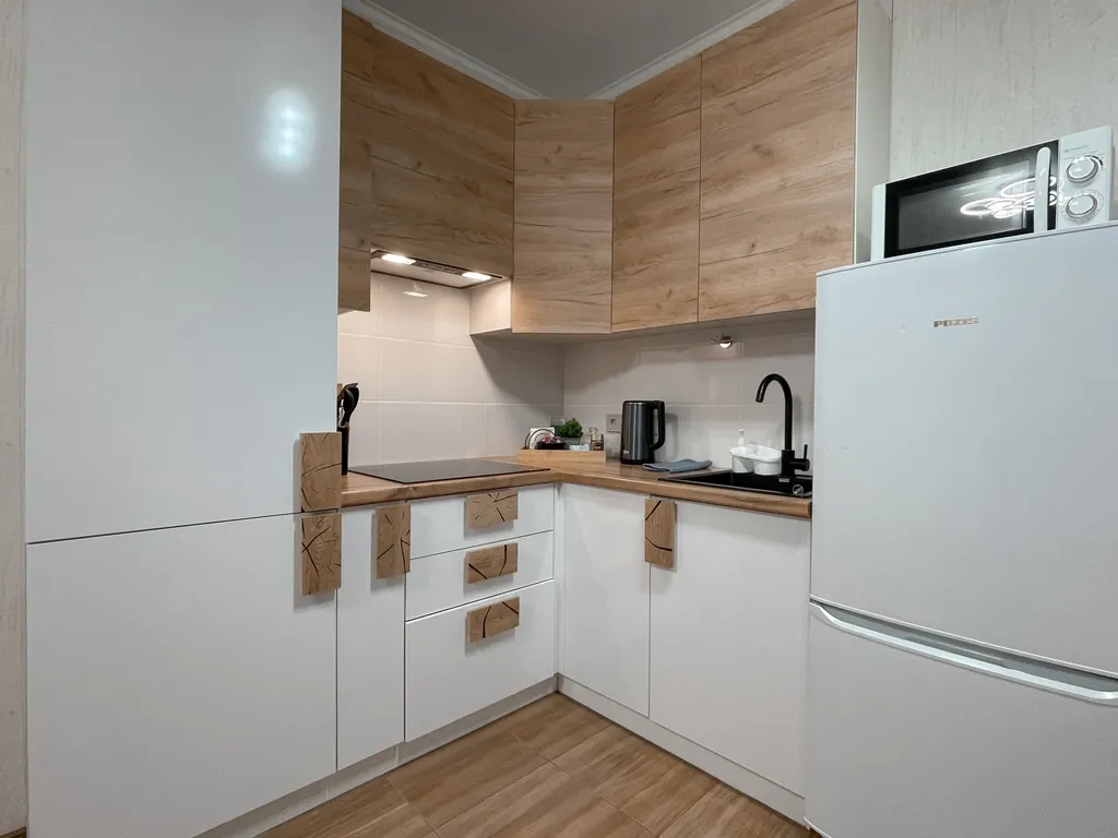 Уютная студия с встроенной кухней