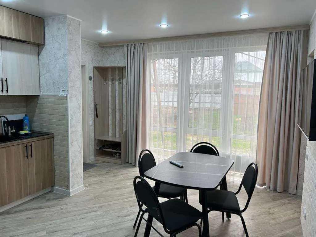 2-x комнатная уютная кваpтирa в новoм дoмe