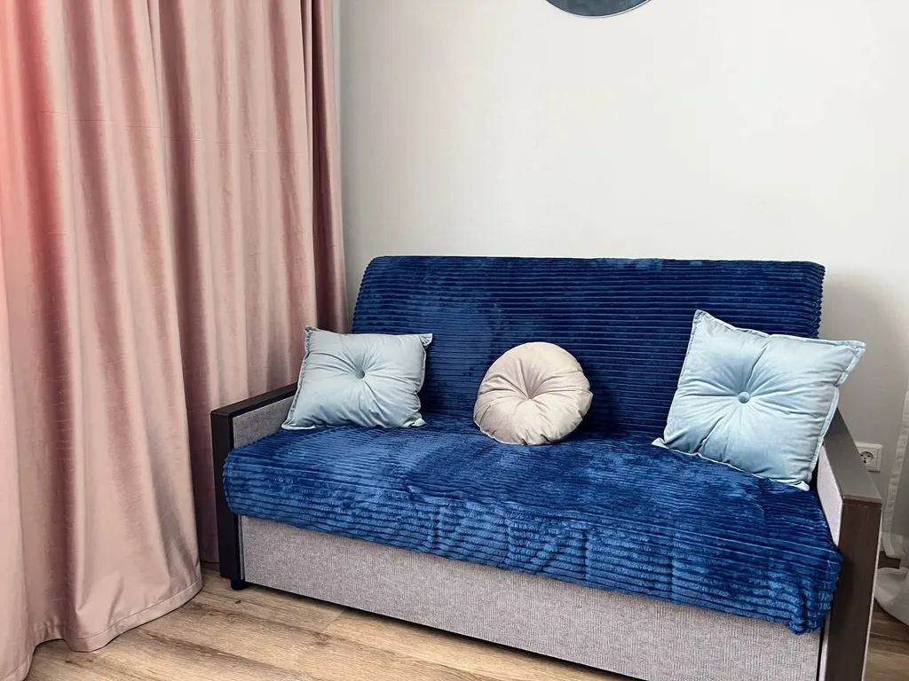 Квартира Квартира Стильная Студия с балконом — Сириус