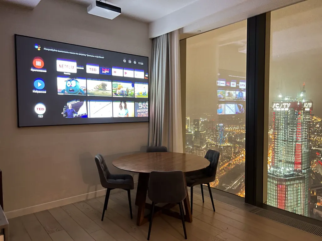 Угловой апартамент в Москва сити