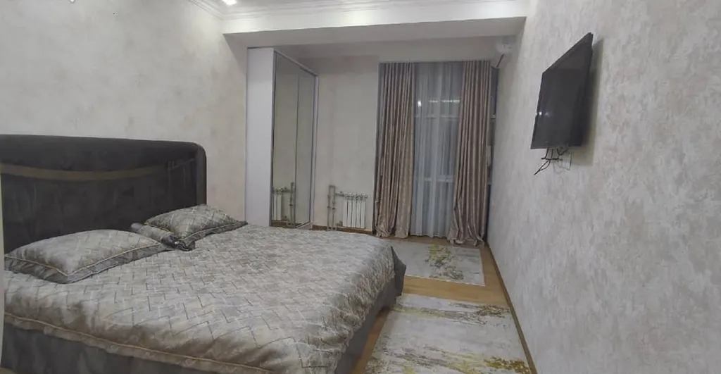 Красивая евродвушка в центре