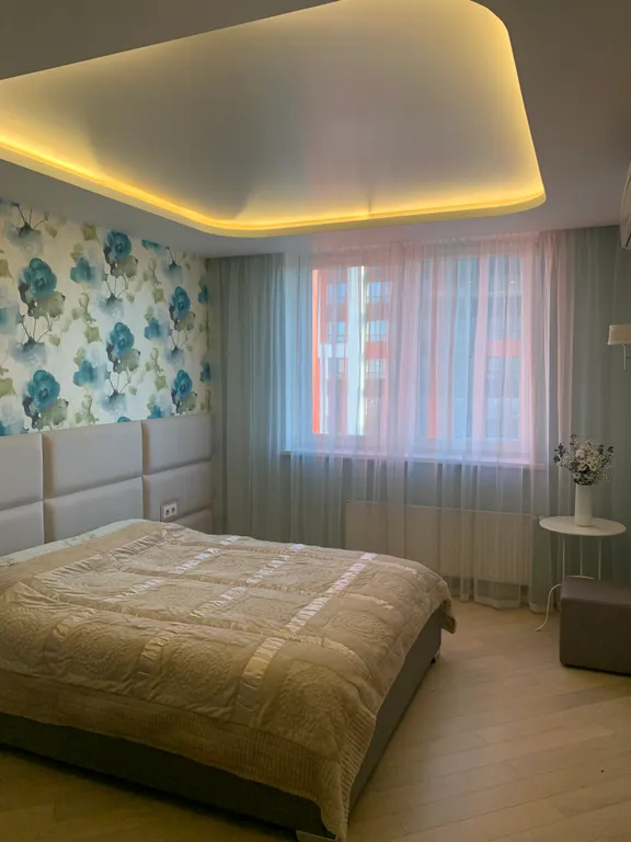 Стильная квартира с тёплыми полами в центре города — аренда посуточно в Екатеринбург