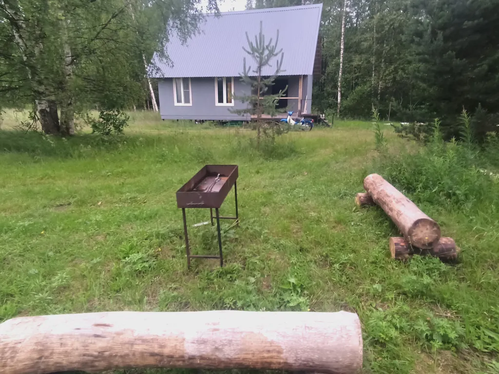 Дом на берегу протоки, ведущей в Вышневолоцкое водохранилище
