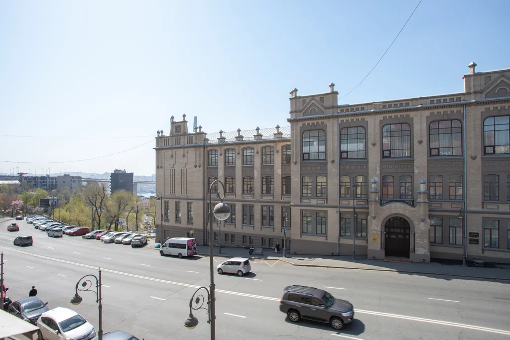 Квартира Квартира Двухуровневая дизайнерская студия — Владивосток