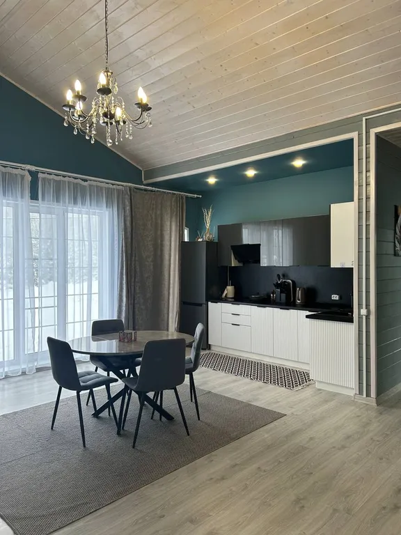 Уютный домик в лесу