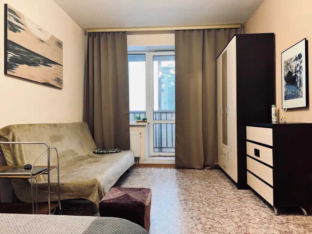 Уютная квартира на берегу реки Невы в центральном районе г. Кировска