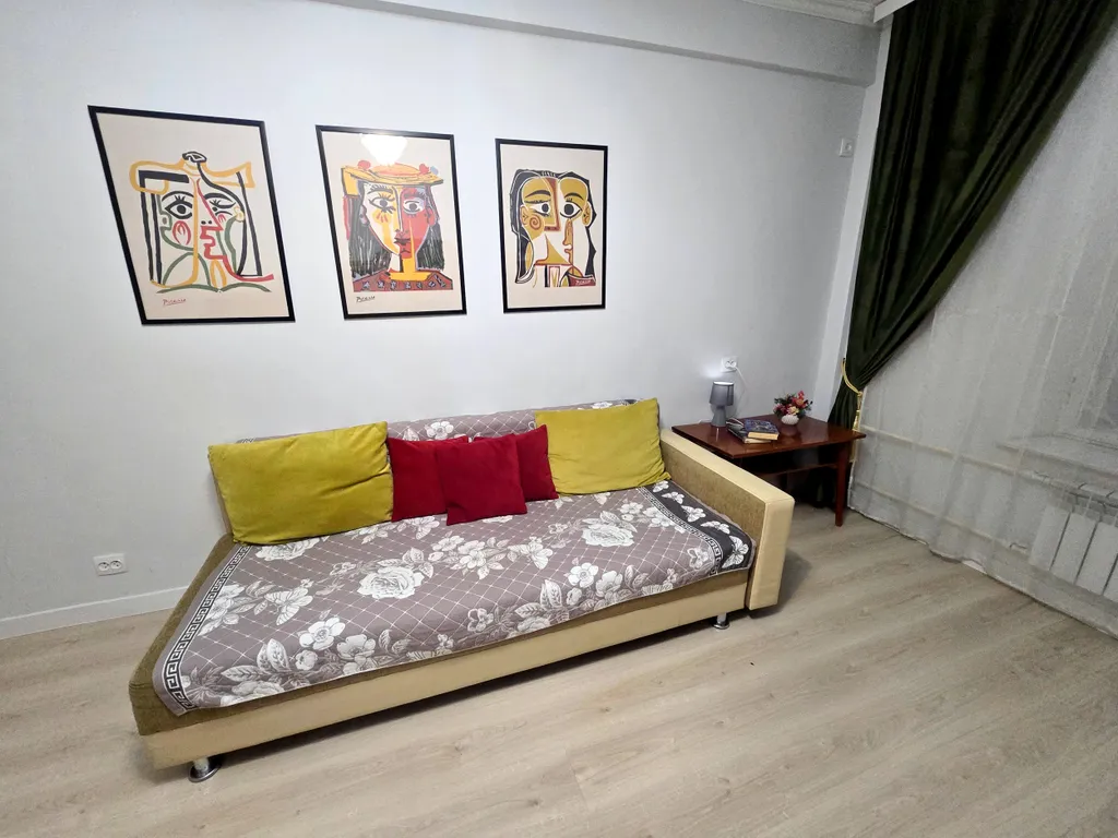 Квартира Уютная квартира в районе посольства — Алматы