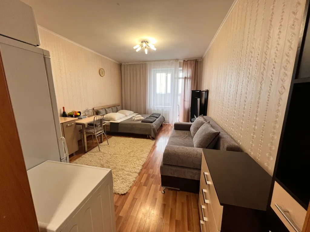 Квартира Уютная, студия, центр города, тц вояж, парковка, кафе, аквапарк — Тюмень