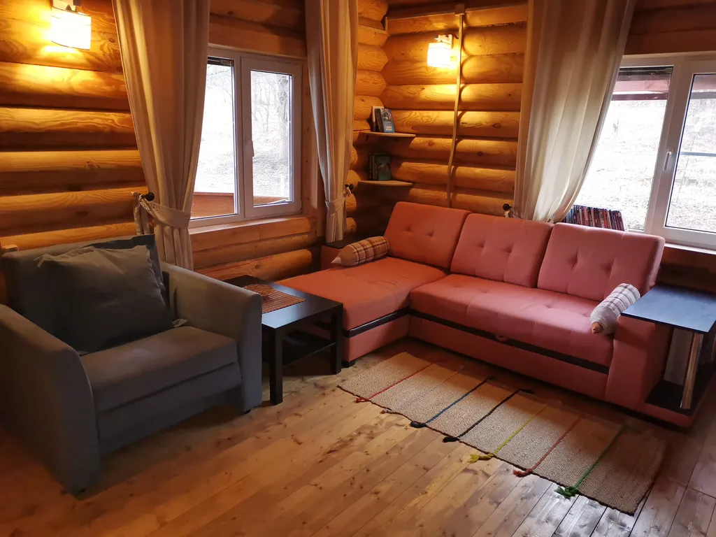 Апартаменты с сауной из сруба сибирской сосны с видом на горы Адыгеи