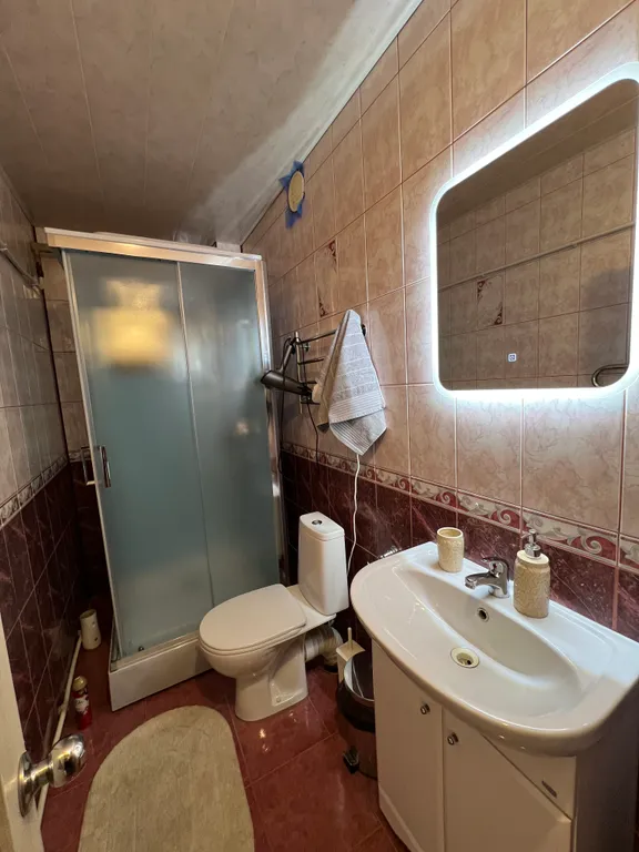 Уютный большой коттедж в живописном, тихом месте рядом с городом