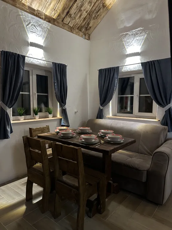 Дом с банным чаном и печью-лежанкой в горах