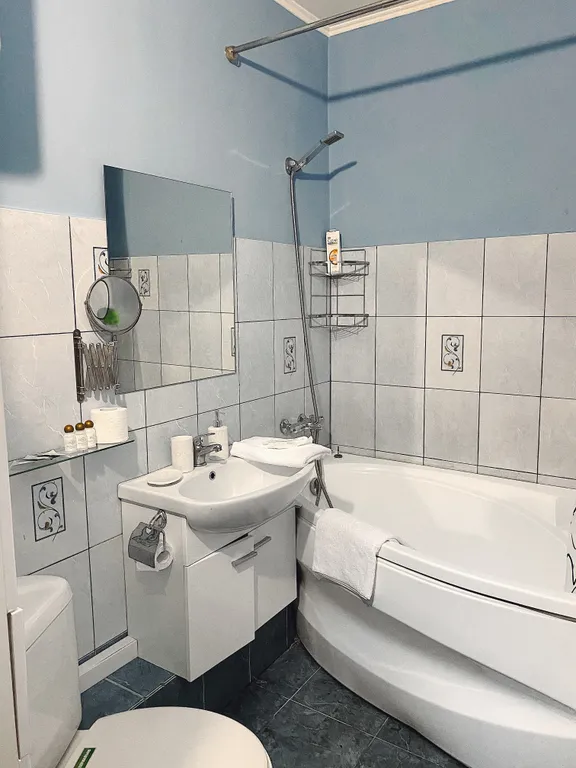 Квартира Квартира напротив ТЦ Планета — Красноярск