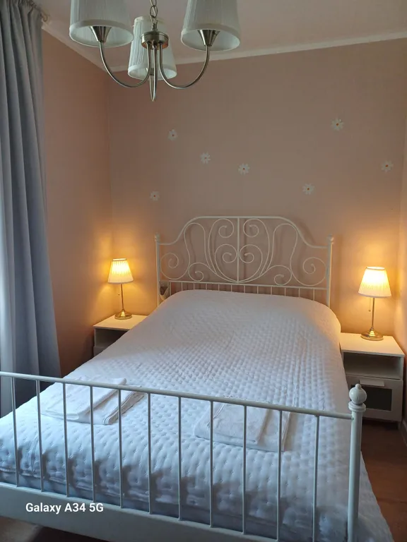 Уютная двухкомнатная квартира рядом с парком Галицкого