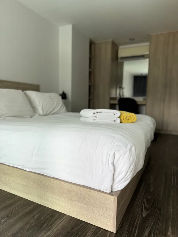 Двухуровневые апартаменты Utopia Loft